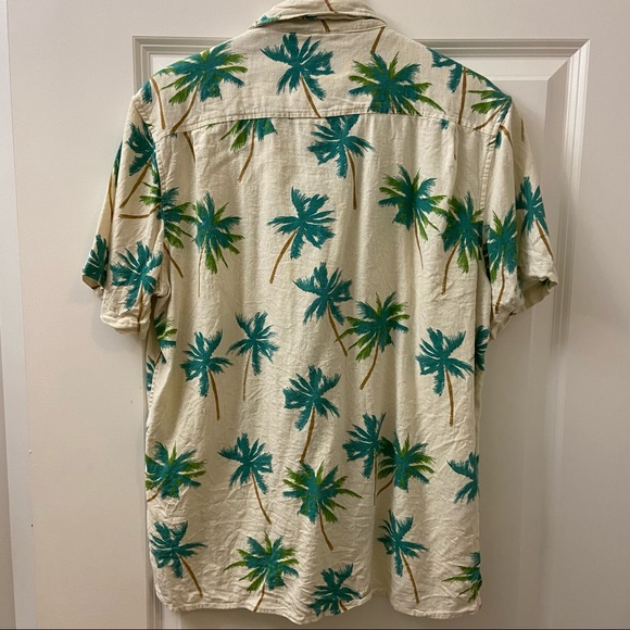 Men’s Lucky Brand Linen Button Down - Picture 2 of 3